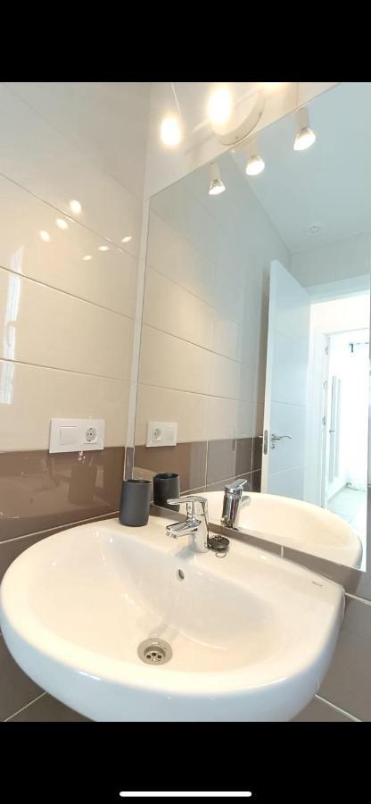 Sherry Suites VII Apartamentos Parking Gratuito جيريز المظهر الخارجي الصورة